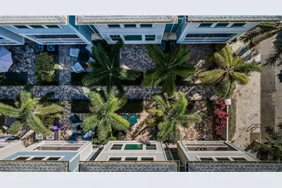 815 Burlington Avenue N, Saint Petersburg, FL 33701 - Photo 26