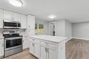 1124 Jadewood Ave, Clearwater, FL 33759 - Photo 14