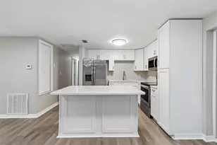 1124 Jadewood Ave, Clearwater, FL 33759 - Photo 12