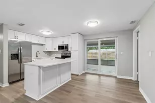 1124 Jadewood Ave, Clearwater, FL 33759 - Photo 10