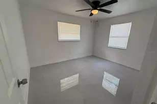 427 40th Ave S, Saint Petersburg, FL 33705 - Photo 6