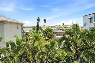 15467 Gulf Boulevard #8, Madeira Beach, FL 33708 - Photo 2