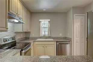 9516 Charlesberg Dr, Tampa, FL 33635 - Photo 26