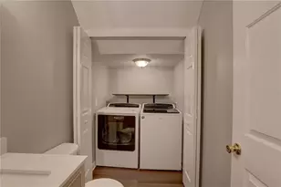 9516 Charlesberg Dr, Tampa, FL 33635 - Photo 22