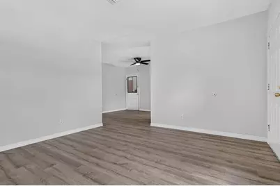 2211 Mallory Avenue, Tampa, FL 33605 - Photo 6
