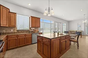 710 116th Ave, Treasure Island, FL 33706 - Photo 6