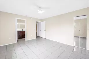 5812 16th Ln NE, Saint Petersburg, FL 33703 - Photo 18