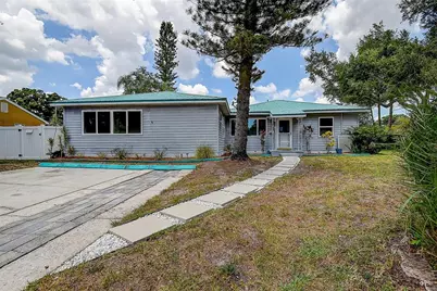 1509 Canterbury Road N, Saint Petersburg, FL 33710 - Photo 2