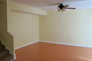 12425 Touchton Dr, Tampa, FL 33617 - Photo 4
