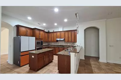 10547 Martinique Isle Drive, Tampa, FL 33647 - Photo 6
