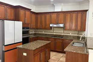 10547 Martinique Isle Dr, Tampa, FL 33647 - Photo 10