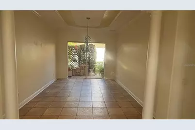 10547 Martinique Isle Drive, Tampa, FL 33647 - Photo 12