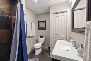 2785 Bayside Dr S, Saint Petersburg, FL 33705 - Photo 32
