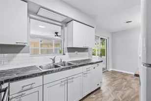 1408 37th St Ct W, Bradenton, FL 34205 - Photo 6