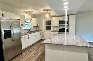 5936 Elm St, New Port Richey, FL 34652 - Photo 2