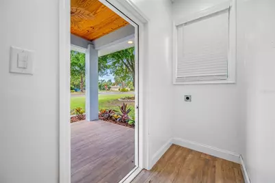 380 Villagrande Avenue S, Saint Petersburg, FL 33707 - Photo 68