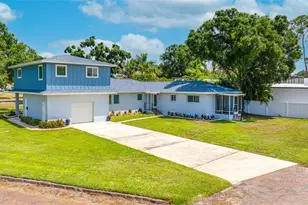 380 Villa Grande Ave S, Saint Petersburg, FL 33707 - Photo 8