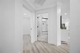 380 Villa Grande Ave S, Saint Petersburg, FL 33707 - Photo 54