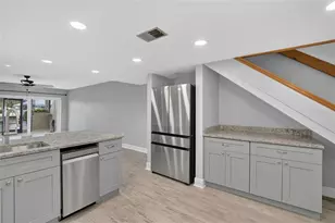 1028 Apollo Beach Blvd, Apollo Beach, FL 33572 - Photo 8