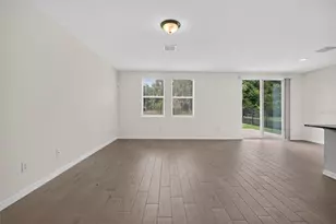 3087 Forrest Plum Ct, Zephyrhills, FL 33540 - Photo 24