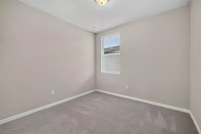 3087 Forrest Plum Court, Zephyrhills, FL 33540 - Photo 10