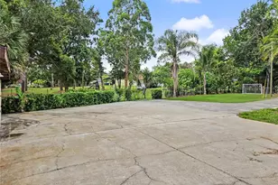 2202 Amity Ct, New Port Richey, FL 34655 - Photo 72
