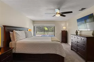 13916 Middle Park Dr, Tampa, FL 33624 - Photo 10