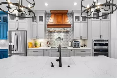 6022 Beacon Shores Street, Tampa, FL 33616 - Photo 18