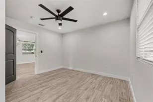 801 E Baker St, Tampa, FL 33603 - Photo 30