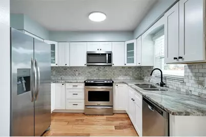 1500 39th Street N, Saint Petersburg, FL 33713 - Photo 14