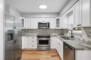1500 39th St N, Saint Petersburg, FL 33713 - Photo 12