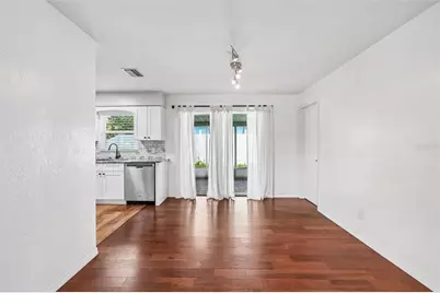 1500 39th Street N, Saint Petersburg, FL 33713 - Photo 8
