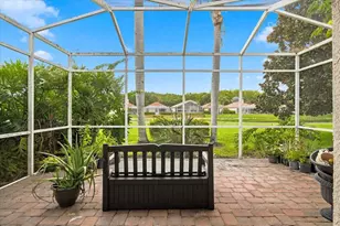 1333 Lindenwood Dr, Tarpon Springs, FL 34688 - Photo 20