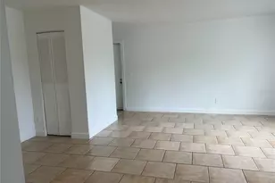 8701 4th St N, Saint Petersburg, FL 33702 - Photo 8