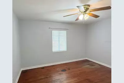 4935 Emerson Avenue S, Saint Petersburg, FL 33707 - Photo 14