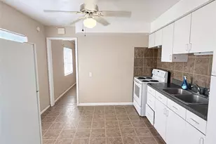 4935 Emerson Ave S, Saint Petersburg, FL 33707 - Photo 8