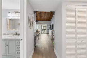 505 Plaza Seville Ct, Treasure Island, FL 33706 - Photo 22