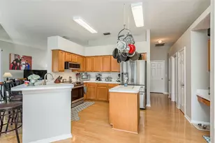 28739 Cottagewood Dr, Wesley Chapel, FL 33545 - Photo 8