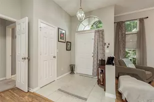 28739 Cottagewood Dr, Wesley Chapel, FL 33545 - Photo 2