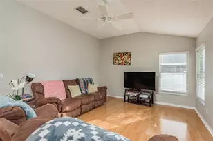 28739 Cottagewood Dr, Wesley Chapel, FL 33545 - Photo 14