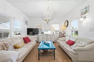 4687 67th St N, Saint Petersburg, FL 33709 - Photo 2