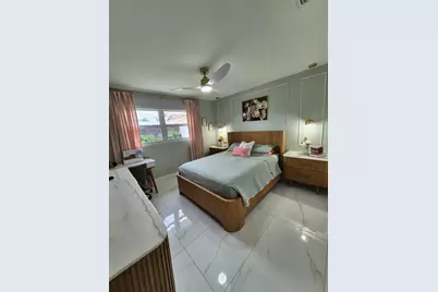 5817 Tampa Shores Boulevard, Tampa, FL 33615 - Photo 14