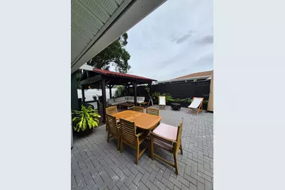 5817 Tampa Shores Boulevard, Tampa, FL 33615 - Photo 22