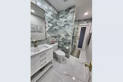 5817 Tampa Shores Boulevard, Tampa, FL 33615 - Photo 18