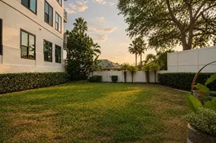 1203 Bay Club Cir, Tampa, FL 33607 - Photo 44