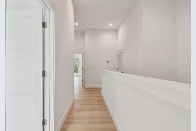 3826 Pompano Drive SE, Saint Petersburg, FL 33705 - Photo 24