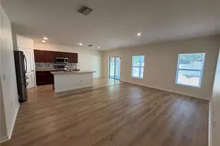 10119 Candleberry Woods Ln, Gibsonton, FL 33534 - Photo 2