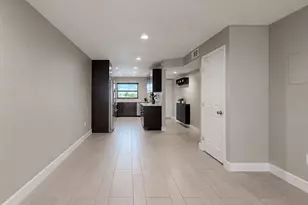 1028 Apollo Beach Blvd, Apollo Beach, FL 33572 - Photo 12