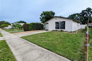 3718 53rd Ave N, Saint Petersburg, FL 33714 - Photo 2