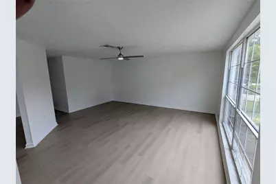 3718 53rd Avenue N, Saint Petersburg, FL 33714 - Photo 10